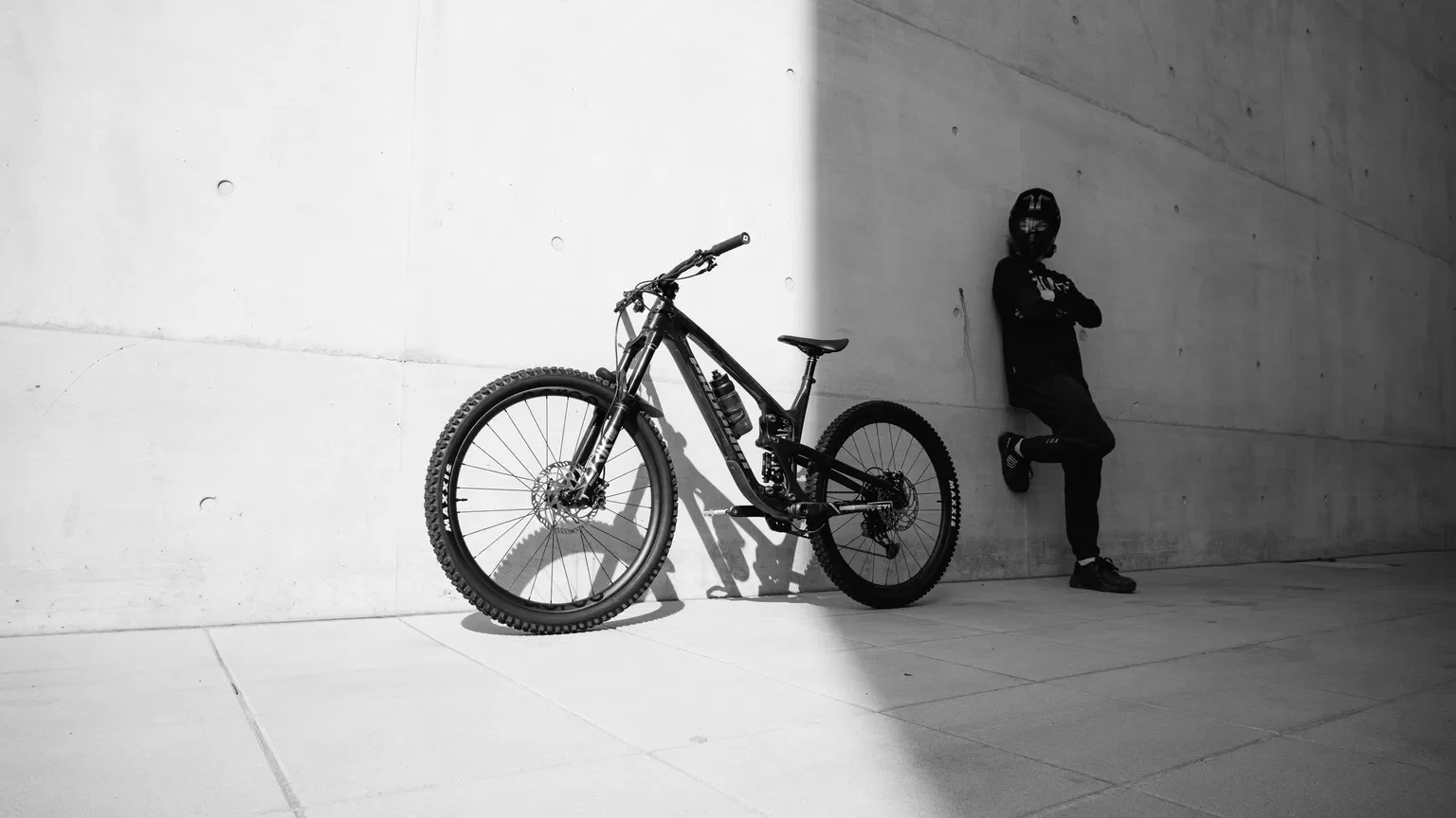 Acros